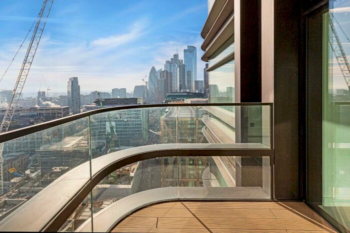 1 Bedroom Apartment For Sale In Principal Place. Worship Street, London, EC2A