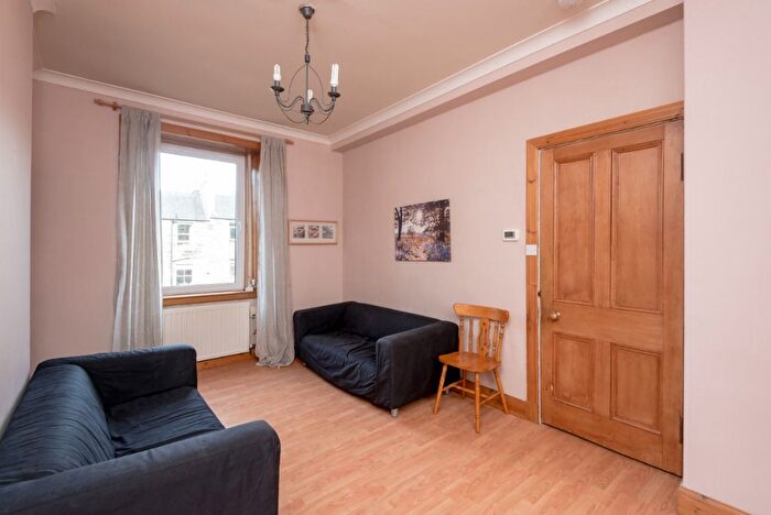1 Bedroom Flat To Rent In Watson Crescent, Polwarth, Edinburgh, EH11