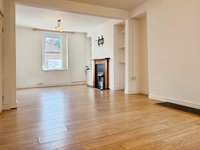 3 Bedroom House To Rent In Libanus Road, Gorseinon, Swansea, SA4