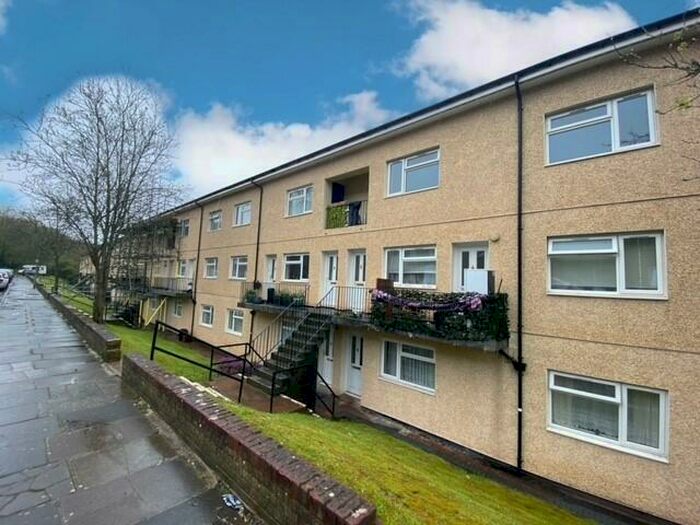 2 Bedroom Apartment To Rent In Lynmouth Crescent, Rumney, Cardiff, CF3