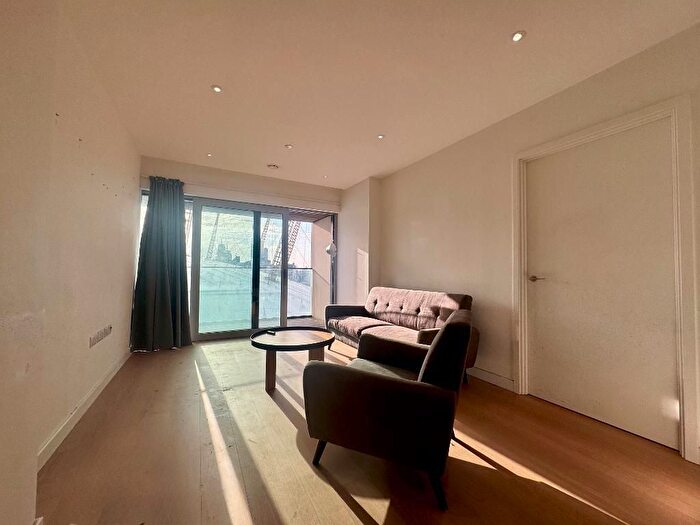 2 Bedroom Flat To Rent In Cutter Lane, North Greenwich, London, SE10