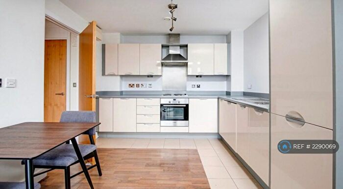 1 Bedroom Flat To Rent In Mason Way, Birmingham, B15