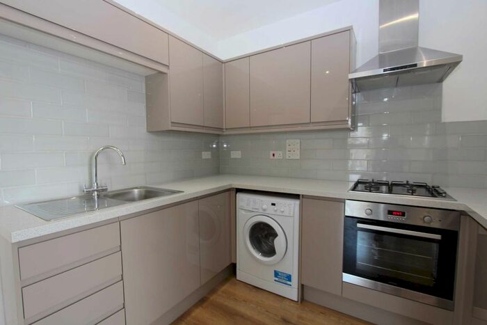 1 Bedroom Flat To Rent In Apex House, Gravesend DA11