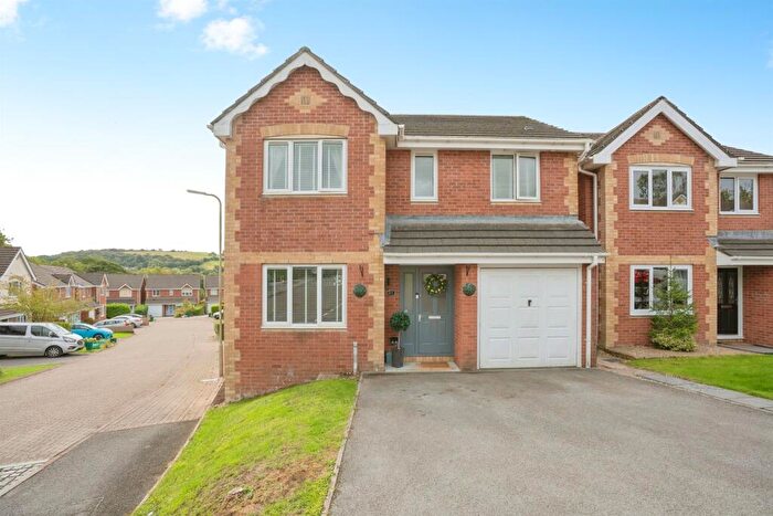 4 Bedroom Detached House For Sale In Willow Close, Beddau, Pontypridd, CF38