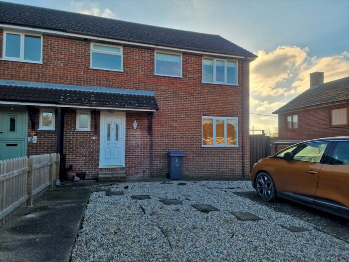 3 Bedroom House To Rent In Burgess Green, Hacklinge, CT14