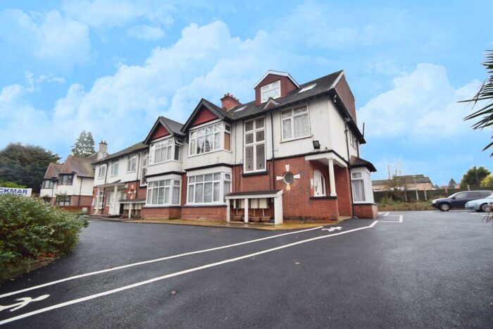 1 Bedroom Apartment To Rent In Nickmar Court, New Bedford Road, LU3