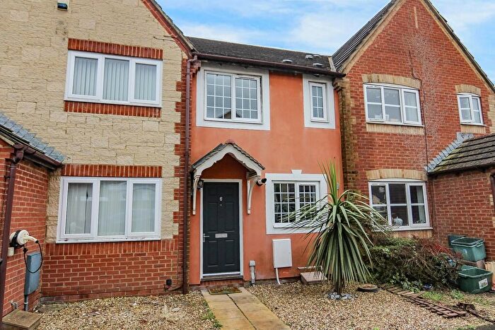 2 Bedroom Terraced House For Sale In Ellis Park, St. Georges, BS22