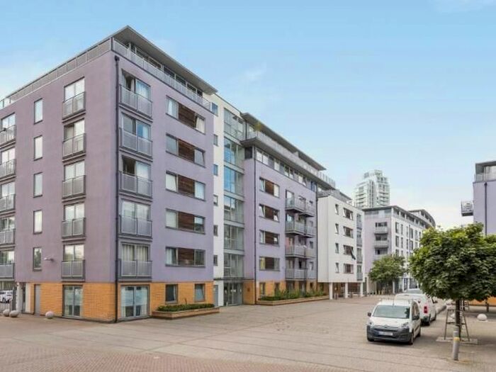 2 Bedroom Flat To Rent In Colorado Building, Deals Gateway, Lewisham, Deptford, United Kingdom, SE13