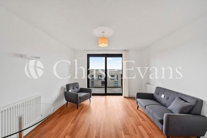 1 Bedroom Apartment To Rent In Waterside Park, Kingfisher Heights, Royal Docks, E16