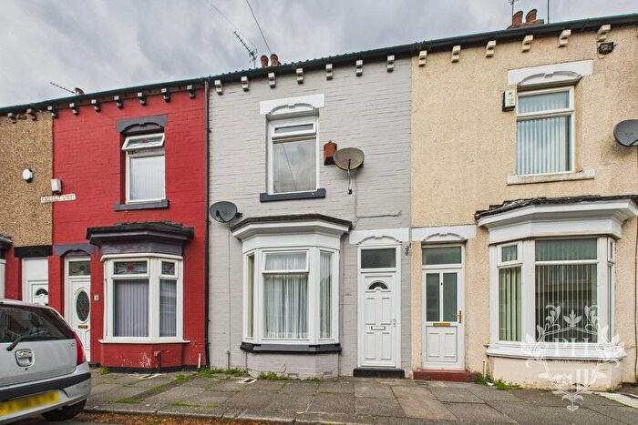 3 Bedroom Terraced House For Sale In Kindersley Street, Middlesbrough, TS3