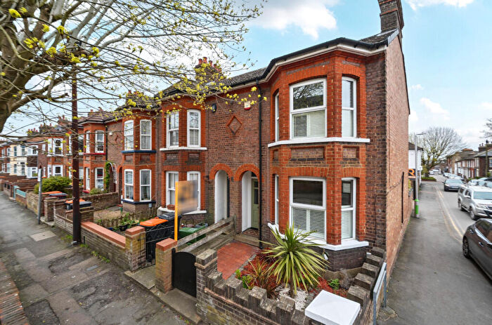 3 Bedroom End Of Terrace House For Sale In Princes Street, Dunstable, Bedfordshire, LU6