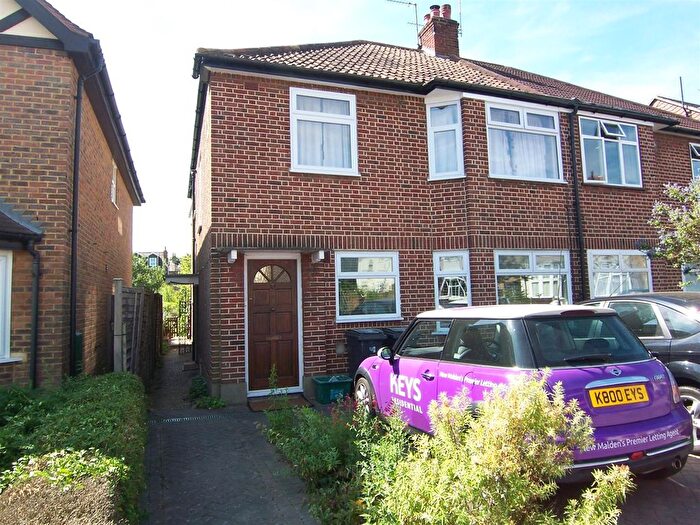 2 Bedroom Flat To Rent In Lime Grove, New Malden, KT3