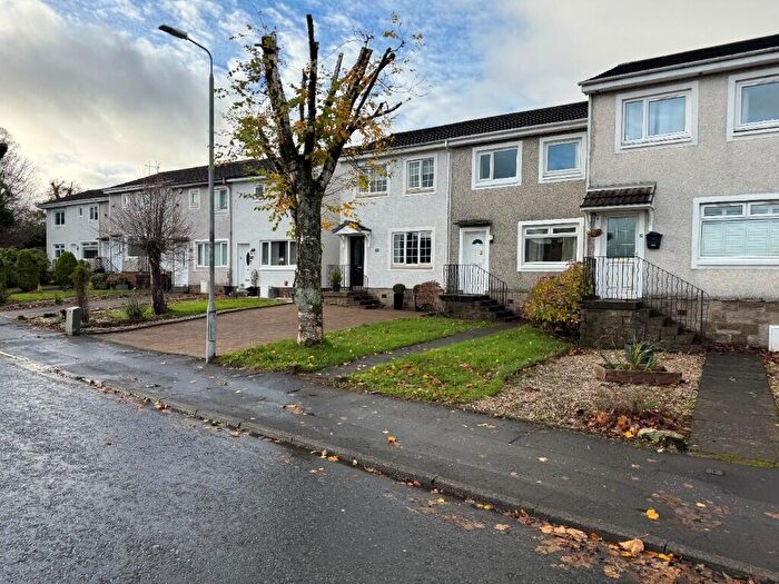 3 Bedroom Terraced House To Rent In Broom Road East, Glasgow, G77