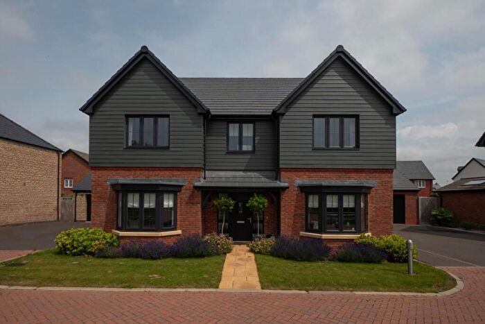 5 Bedroom Detached House For Sale In Atkinson Close, Shackleton Village, CV37
