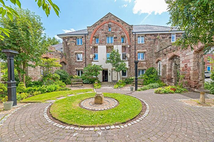 3 Bedroom Flat For Sale In Trinity House, Trinity Gardens, Frodsham, WA6