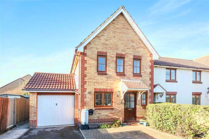 3 Bedroom Semi-Detached House To Rent In Anchor Close, Shoreham By Sea, West Sussex, BN43