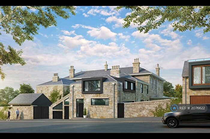 4 Bedroom Semi-Detached House To Rent In Bellshaugh Lane, Glasgow, G12