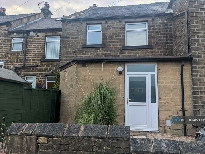 Studio To Rent In New Hey Road, Huddersfield, HD3