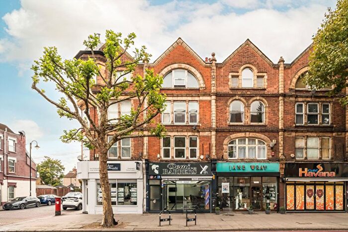 1 Bedroom Flat To Rent In London Road, London, SW16