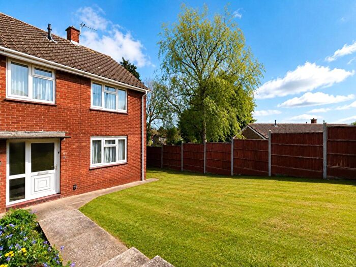 3 Bedroom End Of Terrace House For Sale In Colebrook Road, Kingswood, Bristol, BS15