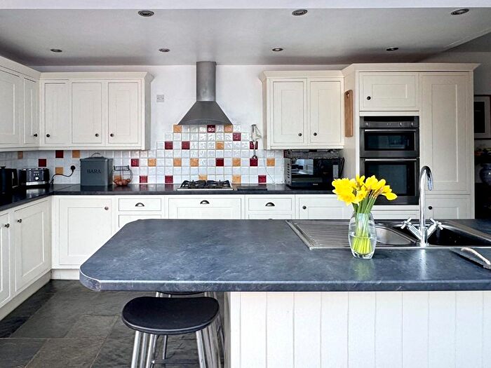 7 Bedroom Semi-detached House For Sale In Westbourne Road, Penarth, CF64