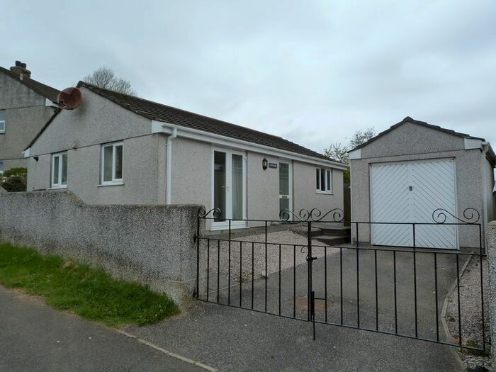 2 Bedroom Detached Bungalow To Rent In Pengover Close, Liskeard, PL14