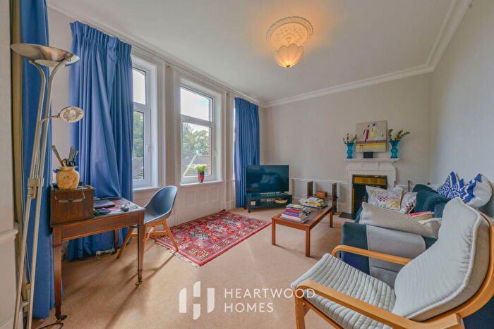 3 Bedroom Apartment For Sale In The Moorings, Althorp Road, St. Albans, AL1