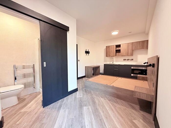 Studio To Rent In Uttoxeter Old Road, Derby, DE1