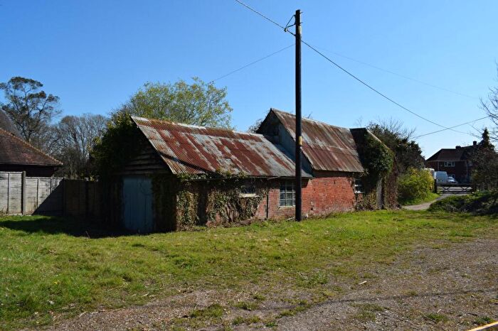 Barn Conversion For Sale In Flowers Lane, Plaitford, Romsey, Hampshire, SO51
