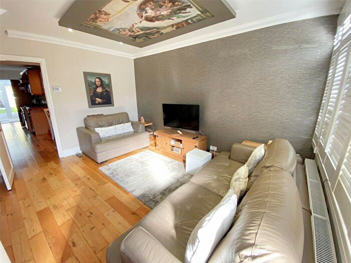 3 Bedroom Terraced House For Sale In Rowley Avenue, Sidcup, DA15