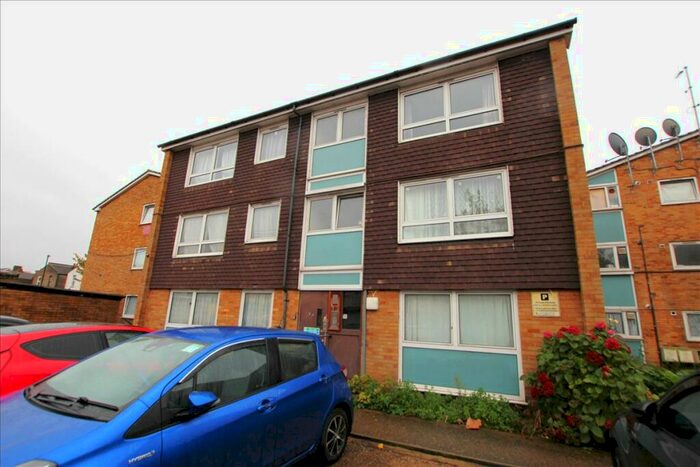 1 Bedroom Flat To Rent In Fiske Court, Lansdowne Road, Tottenham, London, N17