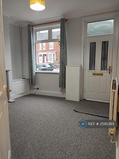 2 Bedroom Terraced House To Rent In London Road, Stoke-On-Trent, ST4
