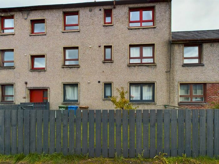 2 Bedroom Flat For Sale In Carn Dearg Road, Fort William, PH33