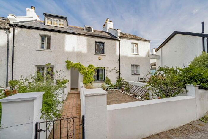 3 Bedroom Terraced House For Sale In West End Lane, West Hampstead, NW6