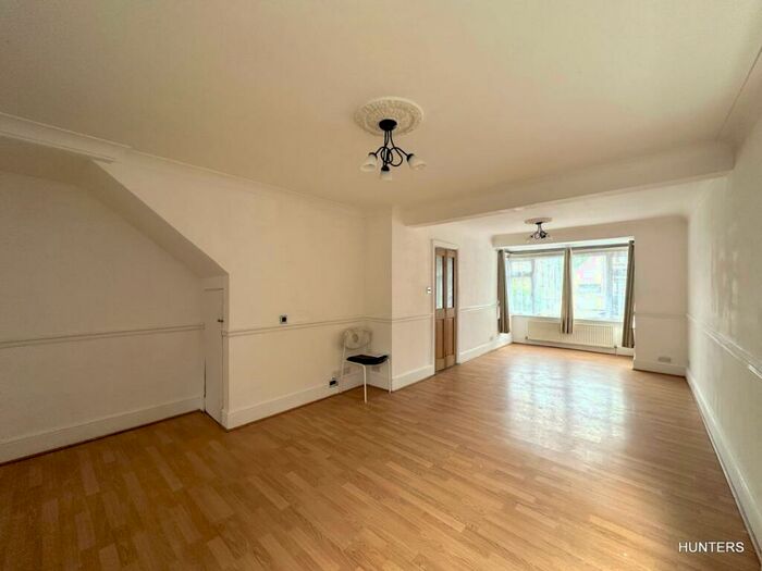 4 Bedroom Terraced House To Rent In Malden Road, Cheam, Sutton, SM3