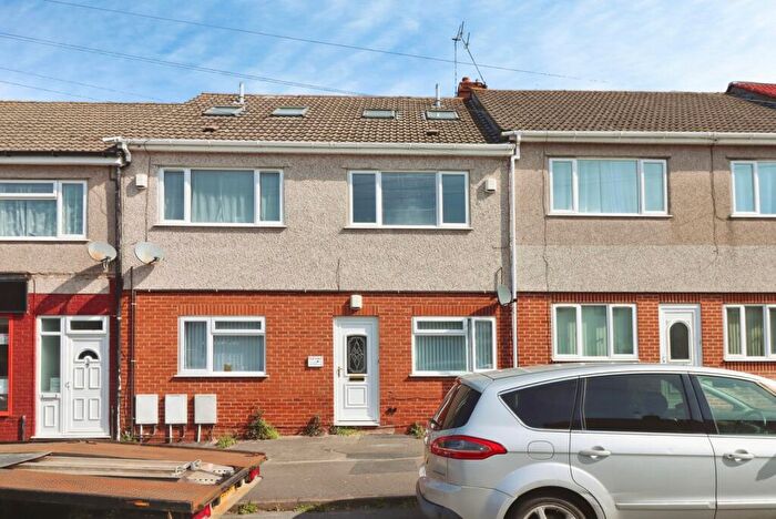 1 Bedroom Flat For Sale In Stockwell Drive, Mangotsfield, Bristol, BS16