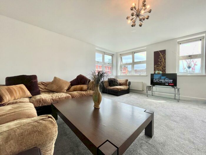 2 Bedroom Flat To Rent In Buchanan Street, Glasgow, G1