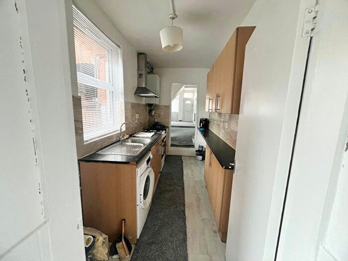 3 Bedroom Terraced House To Rent In Rowan Street, Leicester, LE3