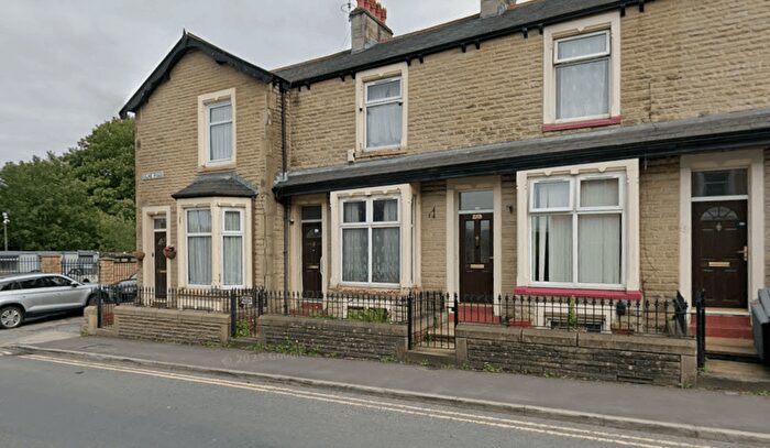 2 Bedroom Terraced House To Rent In Colne Road, Brierfield, BB9