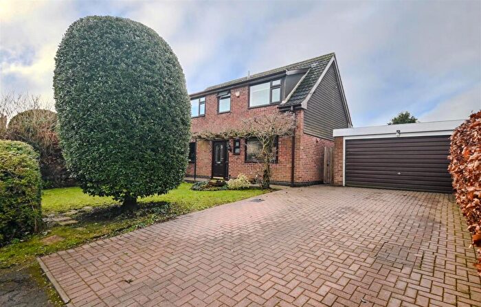 4 Bedroom Detached House For Sale In Main Street, Rosliston, DE12