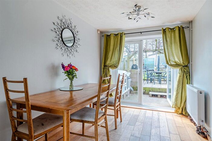 3 Bedroom Semi-detached House For Sale In Woodlands, Broadmayne, Dorchester, DT2