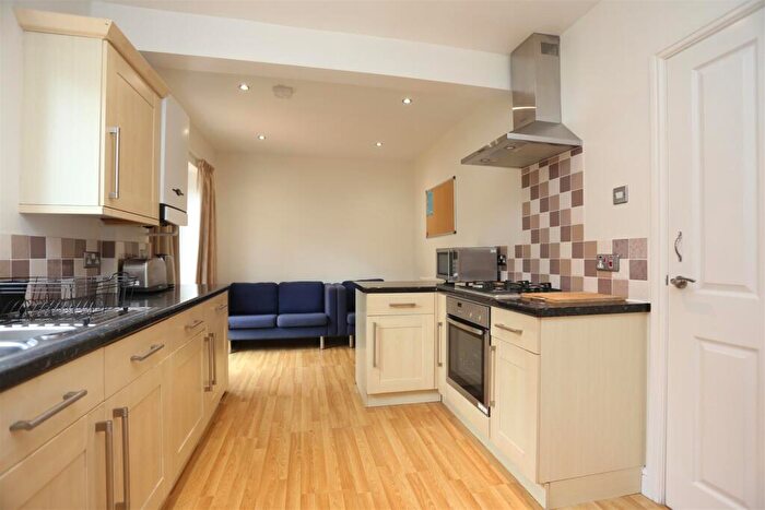 3 Bedroom House To Rent In Standean Close, Brighton, BN1