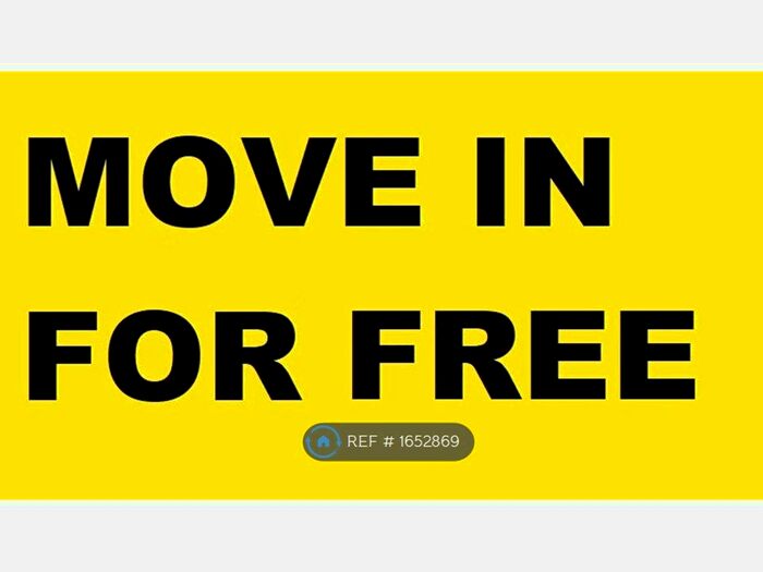 2 Bedroom Flat To Rent In Hawthorn Drive, Coatbridge, ML5