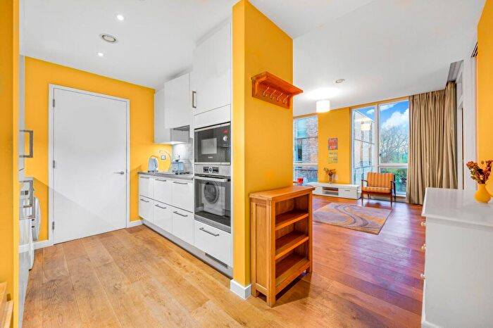 1 Bedroom Flat For Sale In Belle Vue Apartments, Rowland Hill Street, NW3