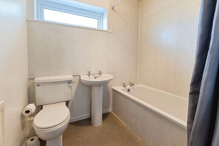 3 Bedroom Detached Bungalow For Sale In Lealholm Way, Guisborough, TS14