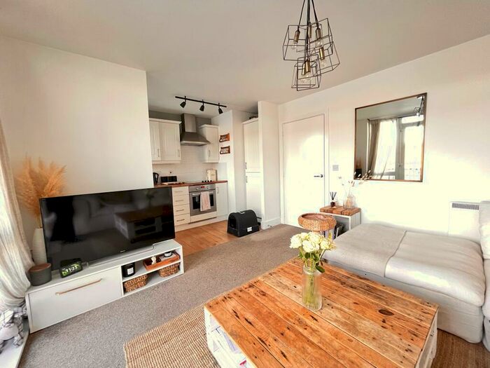 2 Bedroom Apartment To Rent In The Armstrong, Tynemouth Pass, Gateshead, NE8