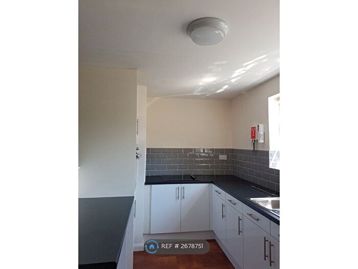 1 Bedroom Flat To Rent In Church Road, Corringham, SS17