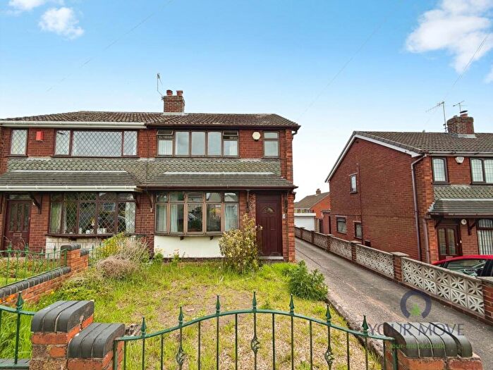 3 Bedroom Semi-Detached House For Sale In Canterbury Drive, Bradeley, Stoke-on-Trent, Staffordshire, ST6