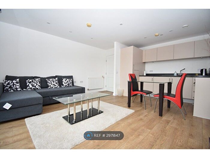 1 Bedroom Flat To Rent In Moro Apartments, London, E14