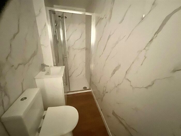 Property To Rent In Eastborough, Scarborough, YO11